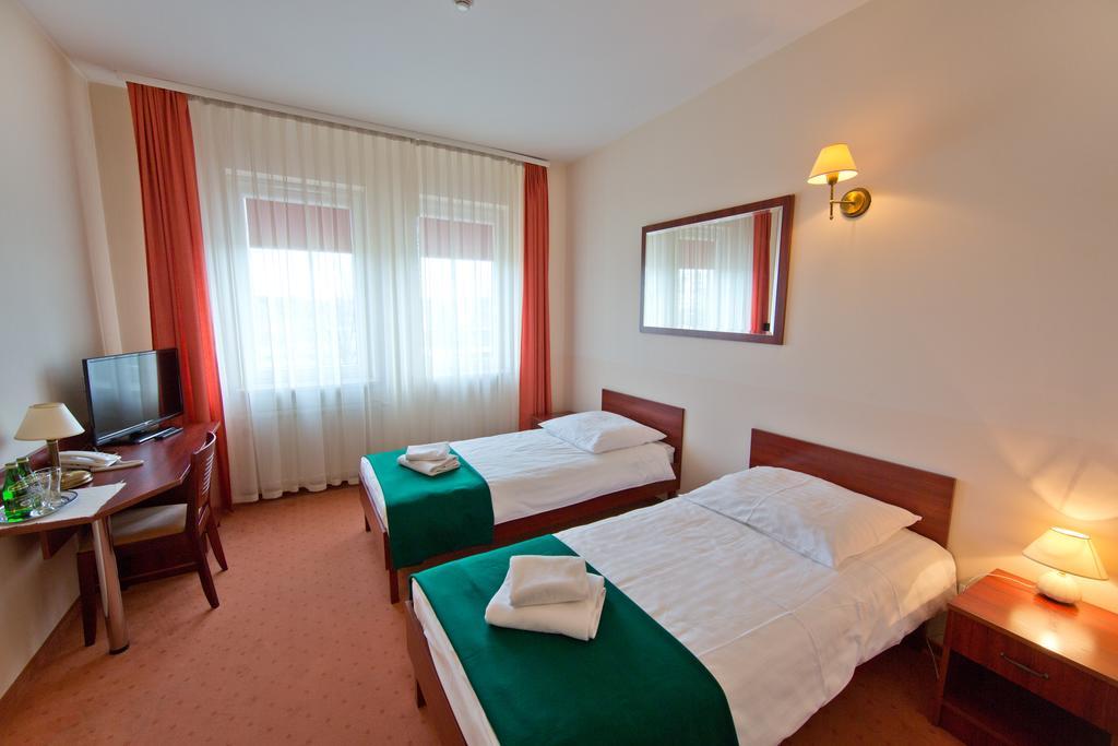 Hotel Kameralny เคียลเซ ห้อง รูปภาพ
